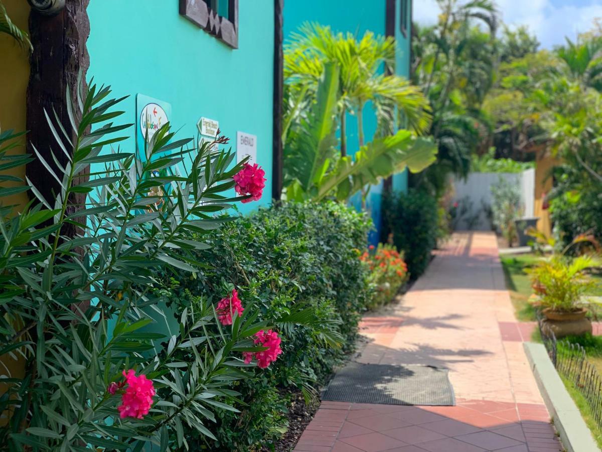 Emerald Beach Resort Altona Екстериор снимка